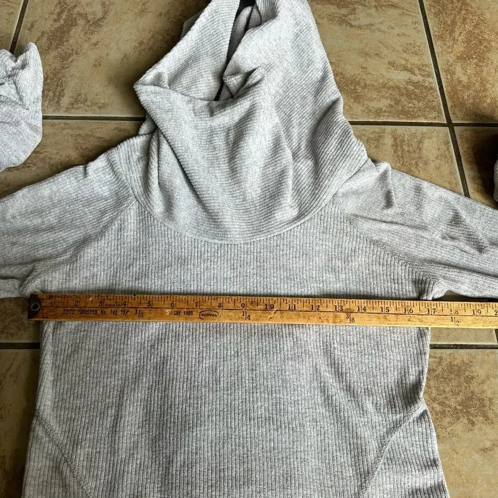 Kuhl Gray Ribbed Hoodie Pullover Lightweight Women's‎ Size Small Outdoors Hiking